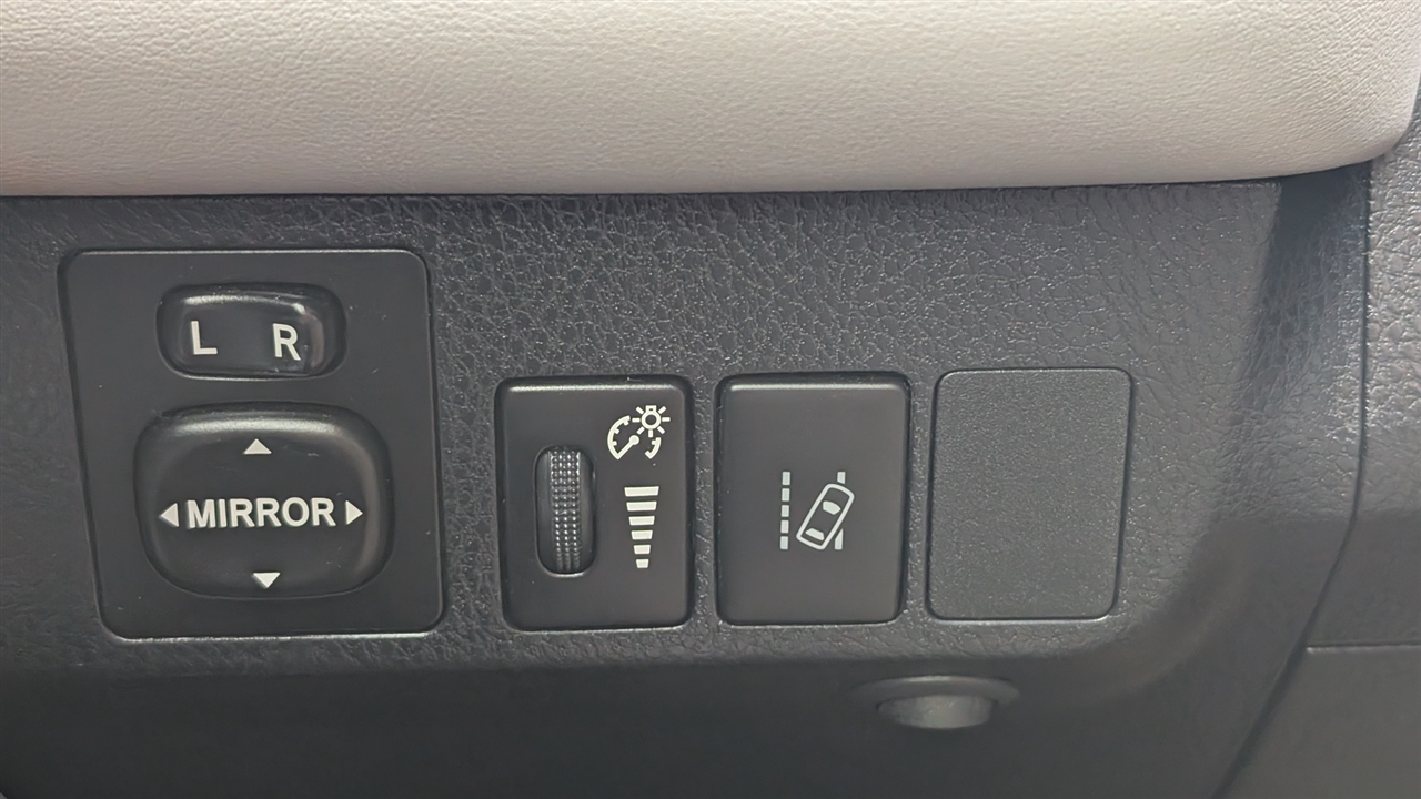 Toyota RAV4 XLE FWD 2018