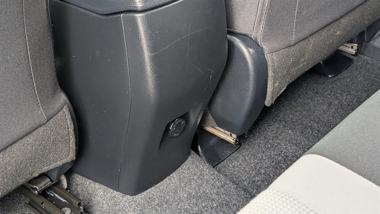 Toyota RAV4 XLE FWD 2018