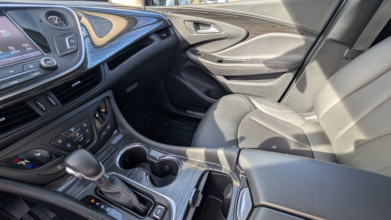 Buick Envision Essense 2017