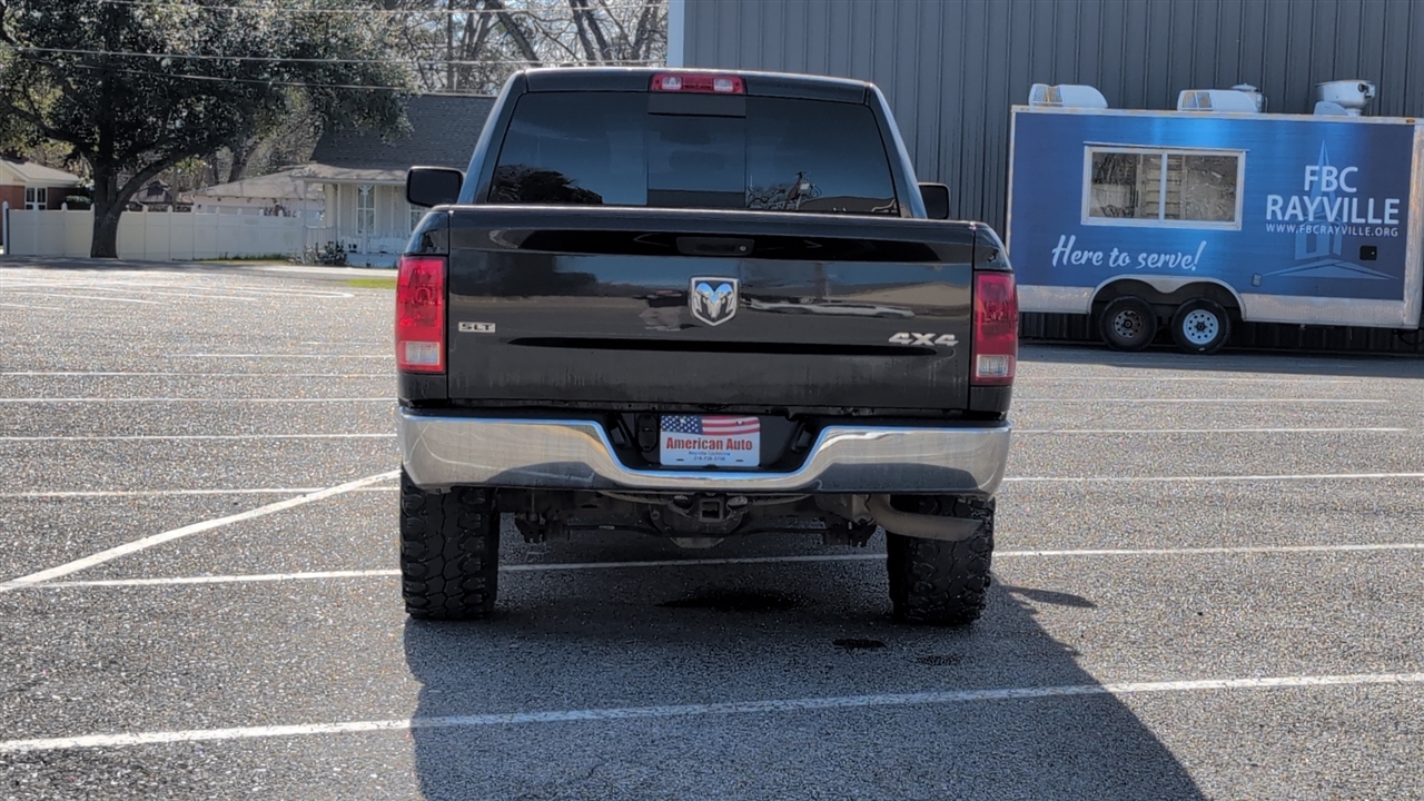 RAM 1500 SLT Quad Cab 4WD 2017