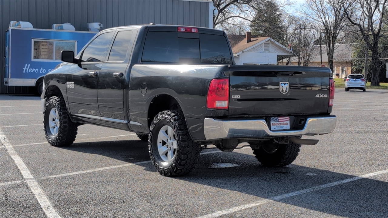 RAM 1500 SLT Quad Cab 4WD 2017