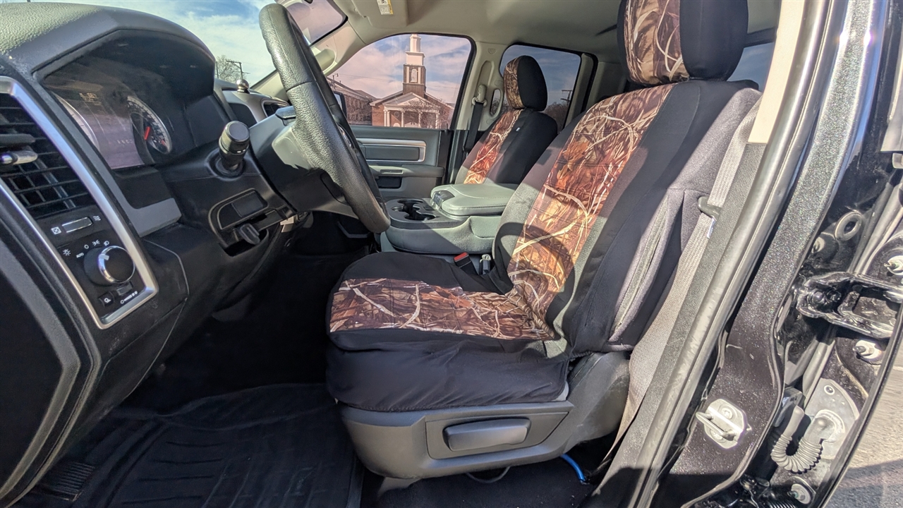 RAM 1500 SLT Quad Cab 4WD 2017