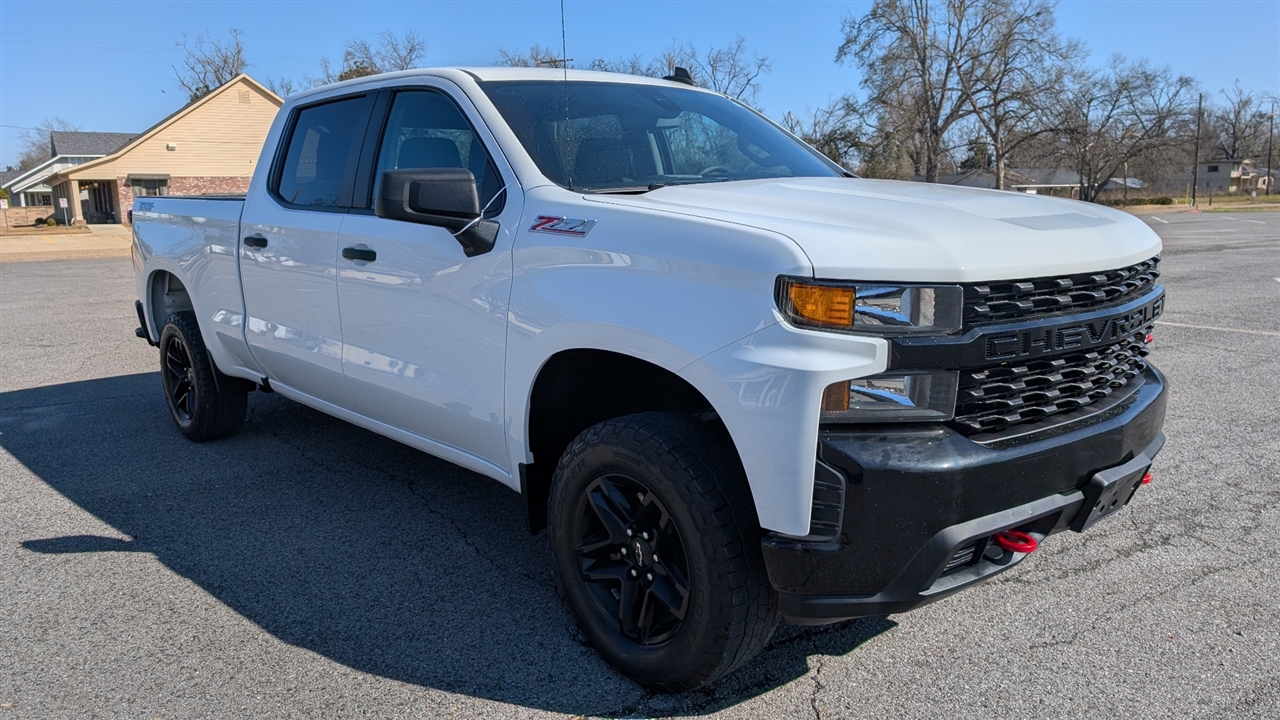 Chevrolet Silverado 1500 Custom Trail Boss Crew Cab Long Box 4WD 2021