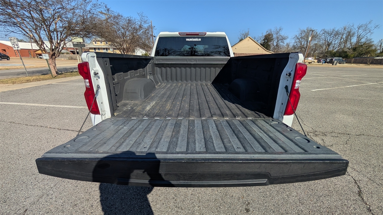 Chevrolet Silverado 1500 Custom Trail Boss Crew Cab Long Box 4WD 2021