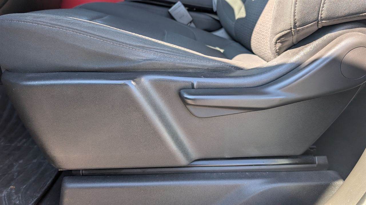 Chevrolet Silverado 1500 Custom Trail Boss Crew Cab Long Box 4WD 2021