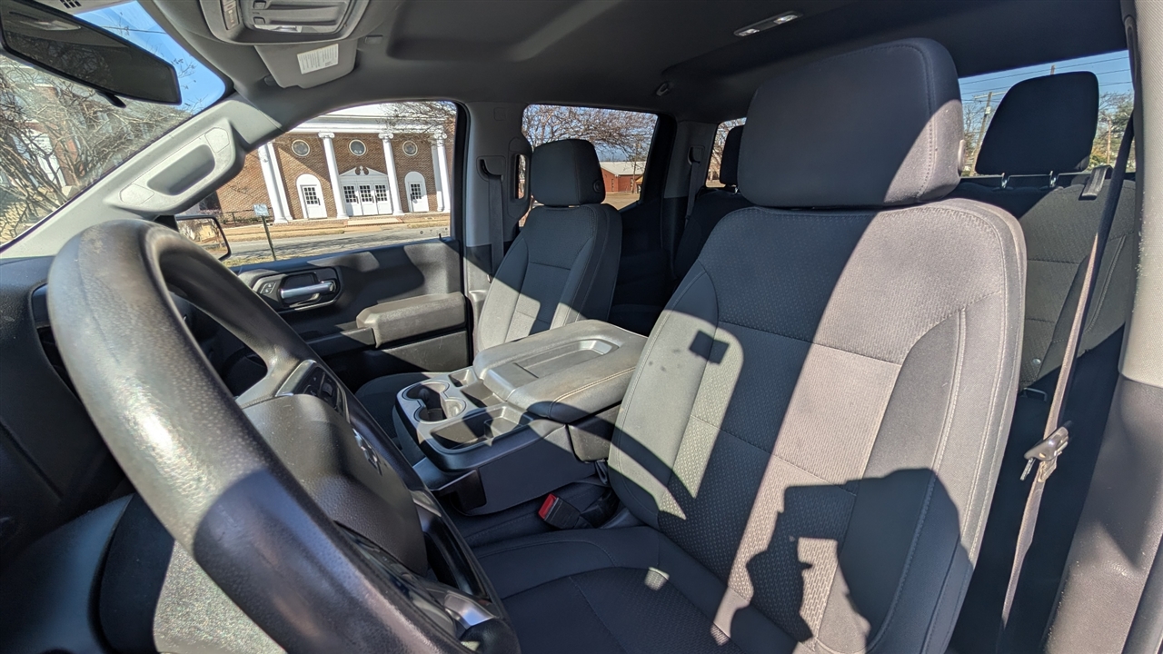 Chevrolet Silverado 1500 Custom Trail Boss Crew Cab Long Box 4WD 2021