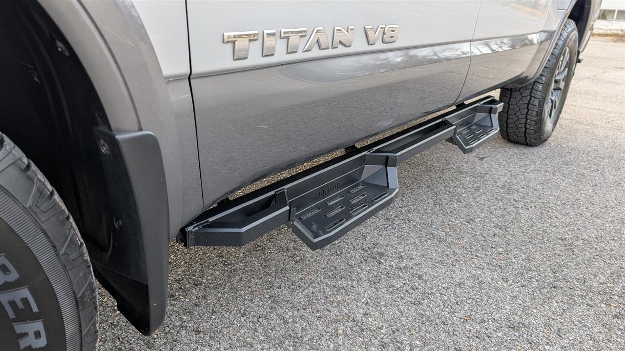 Nissan Titan SV Crew Cab 4WD 2019