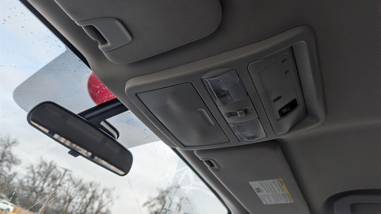 Nissan Titan SV Crew Cab 4WD 2019