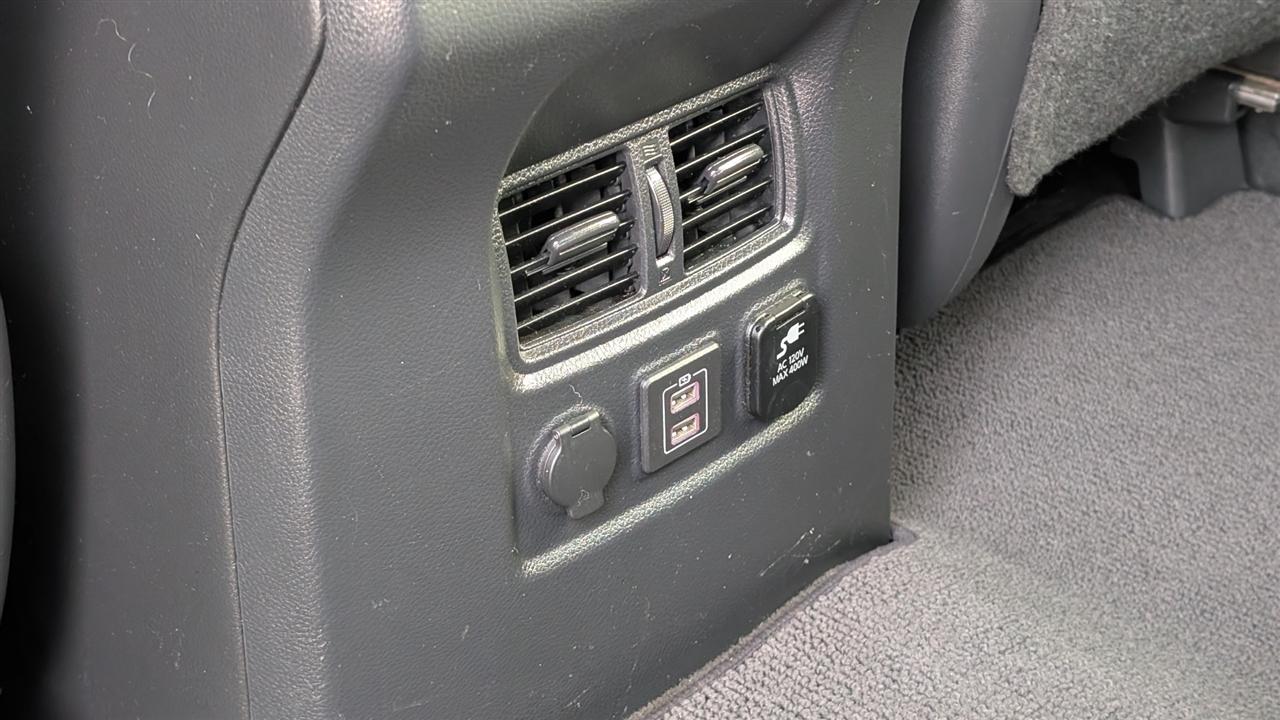 Nissan Titan SV Crew Cab 4WD 2019