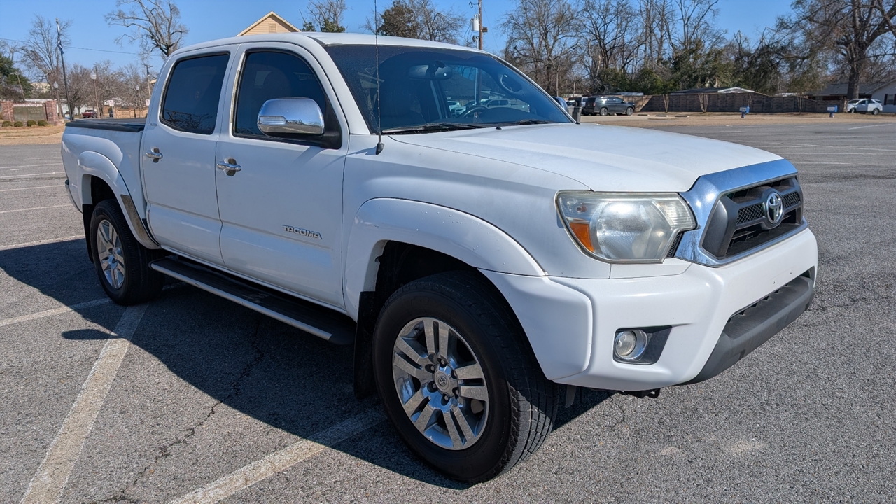 Toyota Tacoma PreRunner Double Cab V6 Auto 2WD 2013