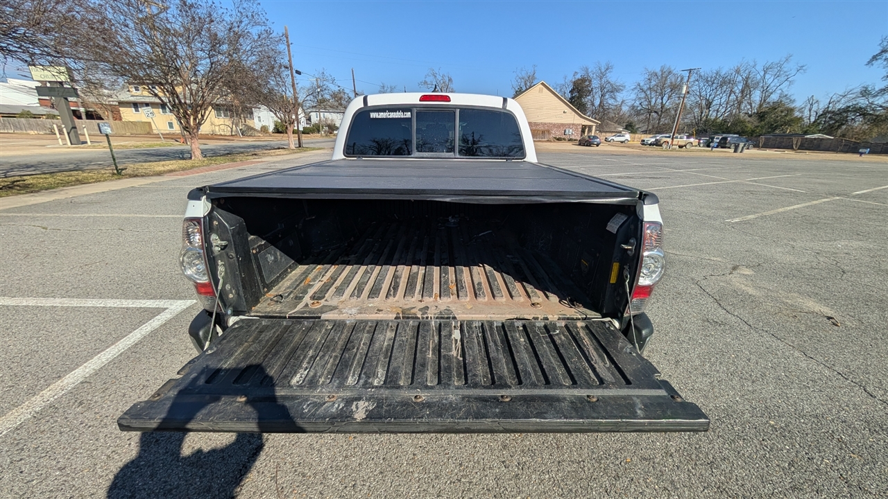 Toyota Tacoma PreRunner Double Cab V6 Auto 2WD 2013