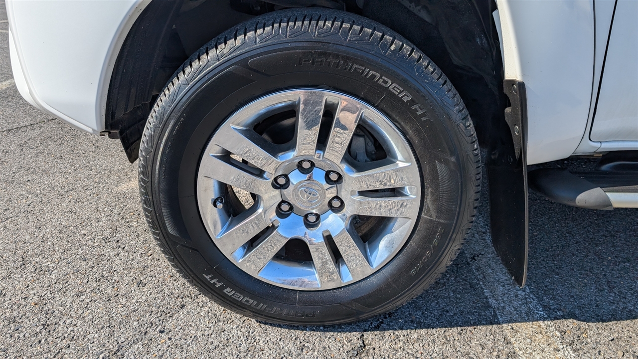 Toyota Tacoma PreRunner Double Cab V6 Auto 2WD 2013