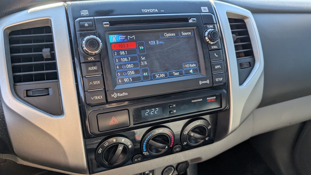 Toyota Tacoma PreRunner Double Cab V6 Auto 2WD 2013