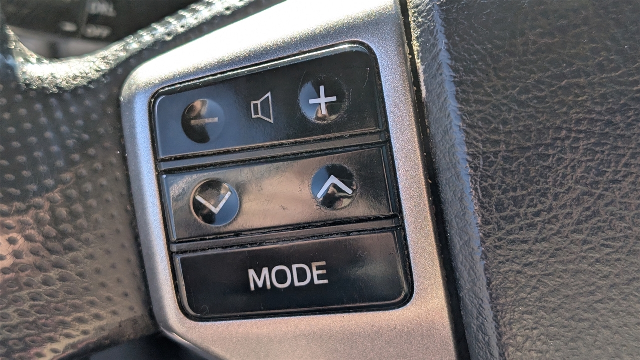 Toyota Tacoma PreRunner Double Cab V6 Auto 2WD 2013