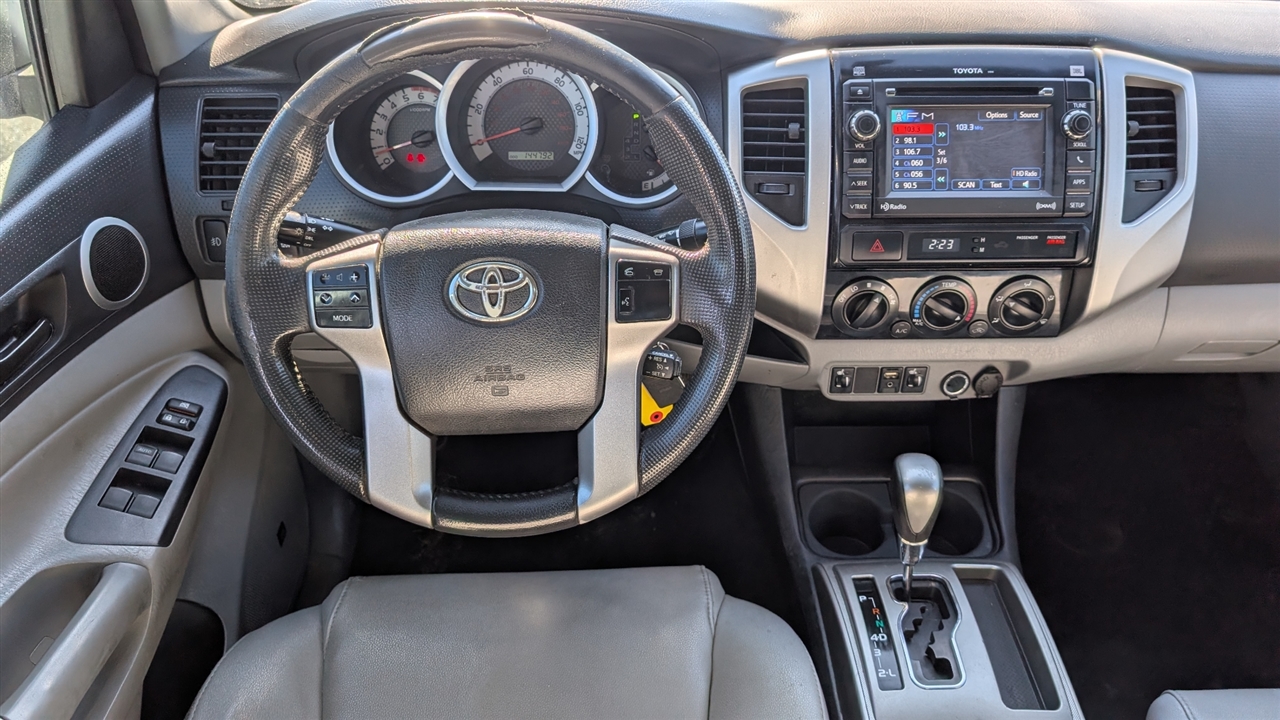 Toyota Tacoma PreRunner Double Cab V6 Auto 2WD 2013