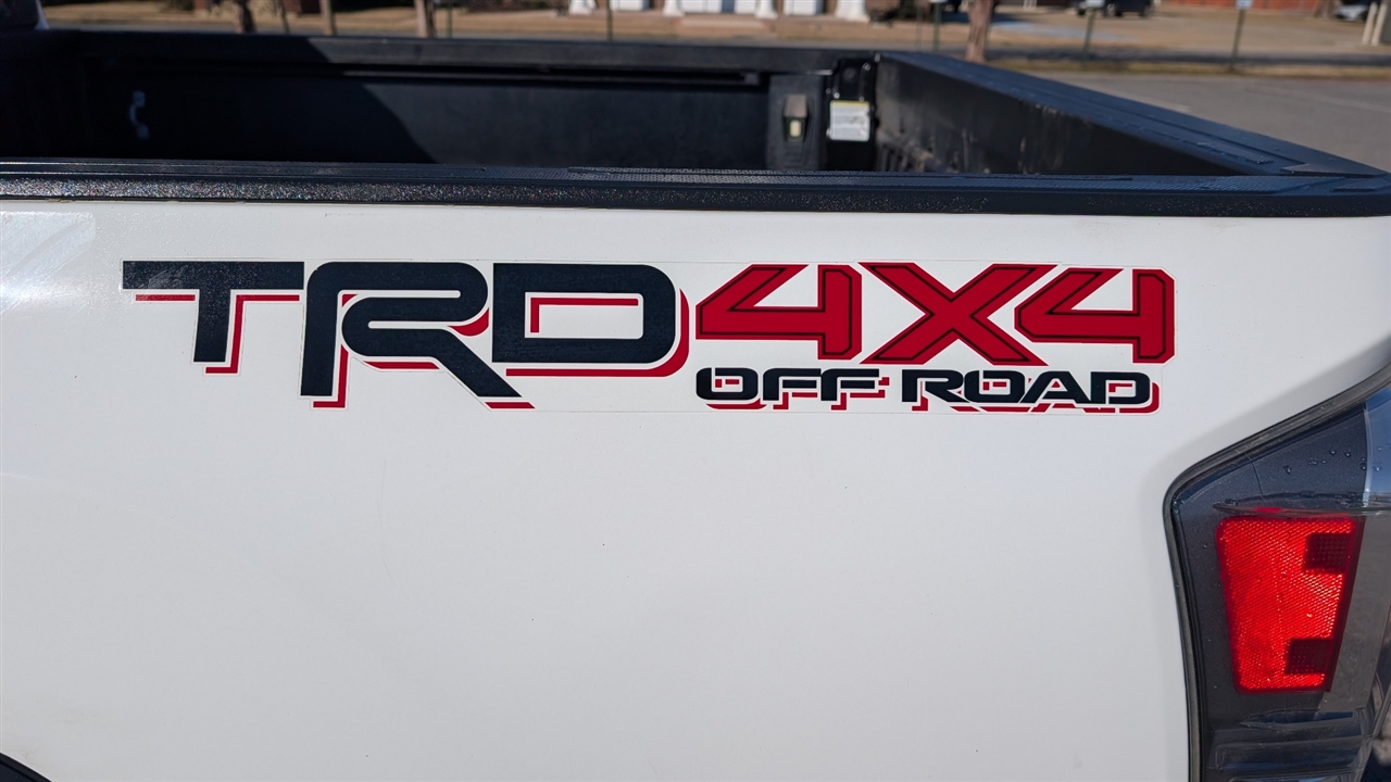 Toyota Tacoma SR5 Double Cab Long Bed V6 6AT 4WD 2022