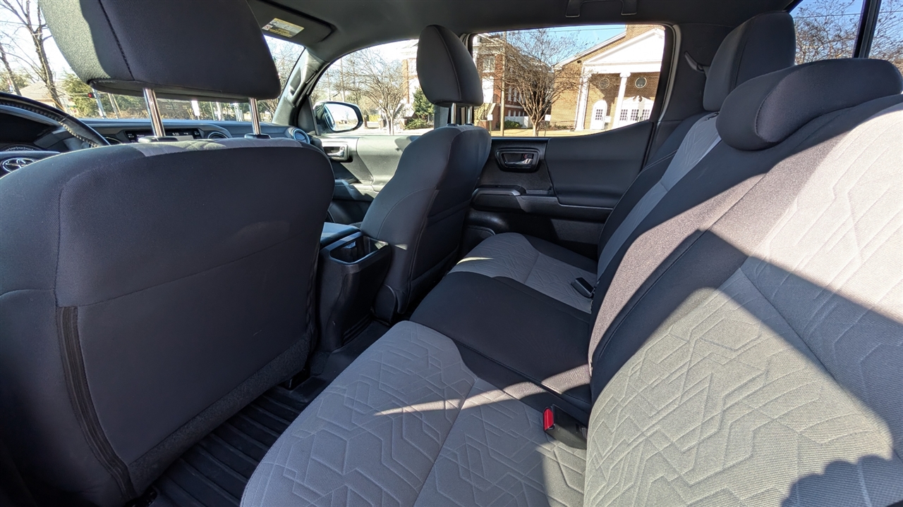 Toyota Tacoma SR5 Double Cab Long Bed V6 6AT 4WD 2022