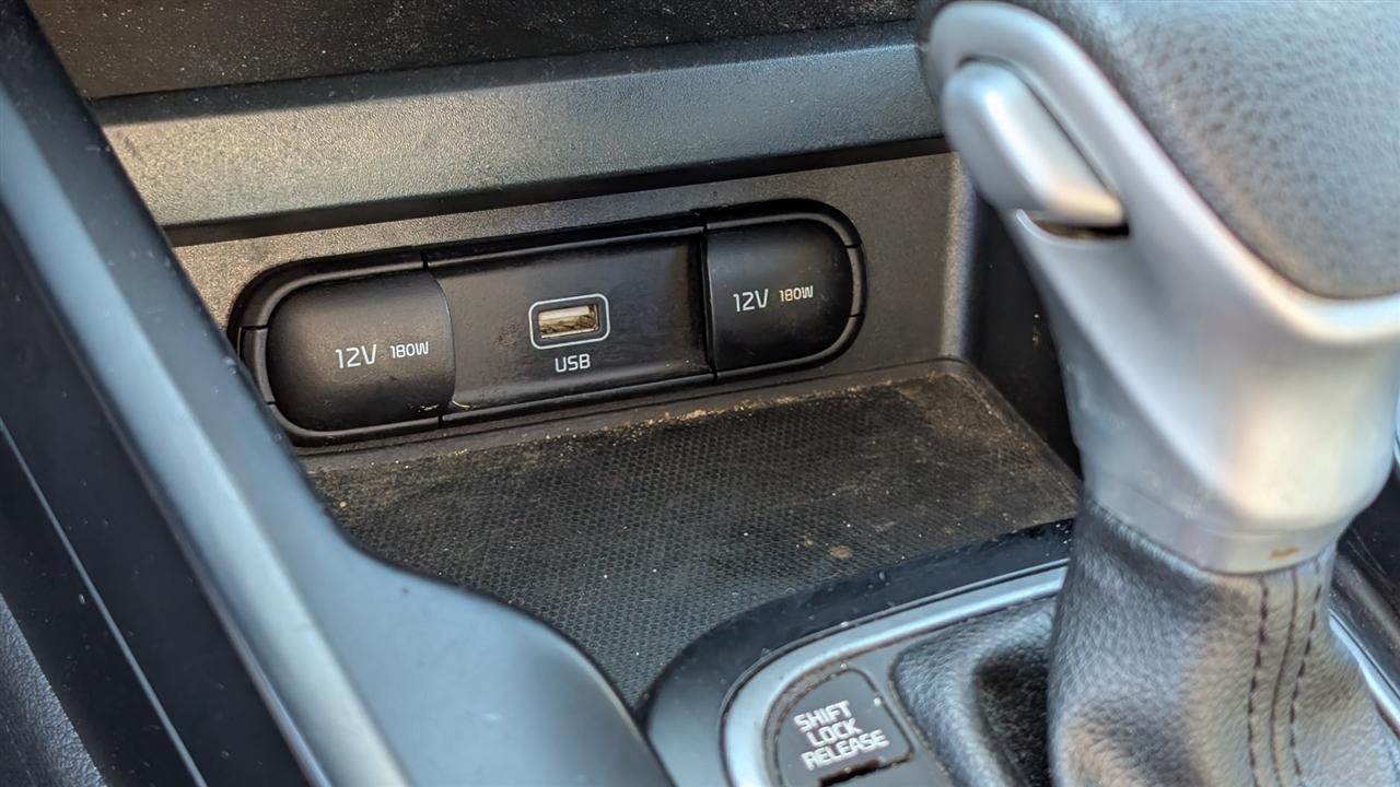 Kia Soul LX CVT 2022