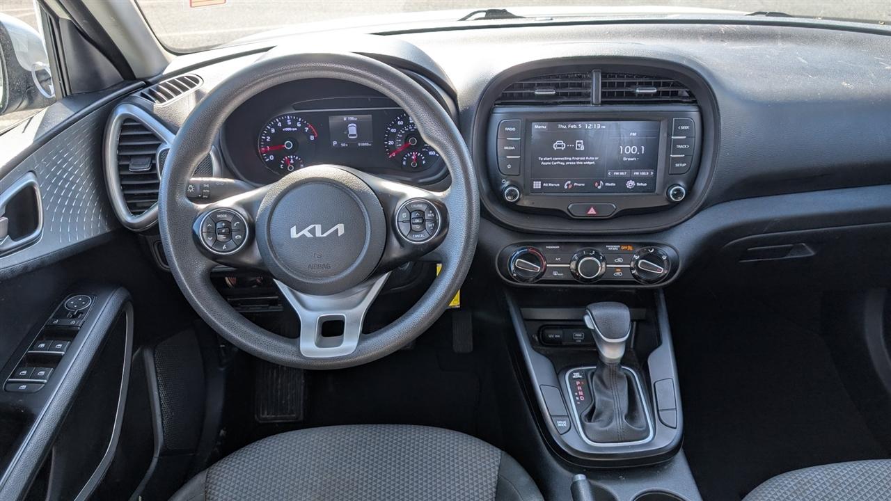 Kia Soul LX CVT 2022