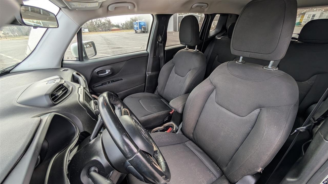 Jeep Renegade Latitude FWD 2017