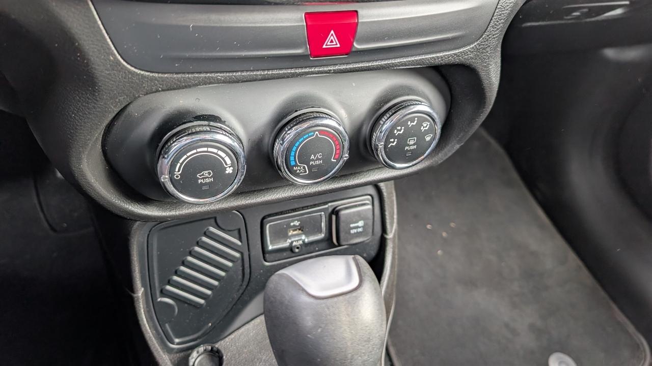 Jeep Renegade Latitude FWD 2017