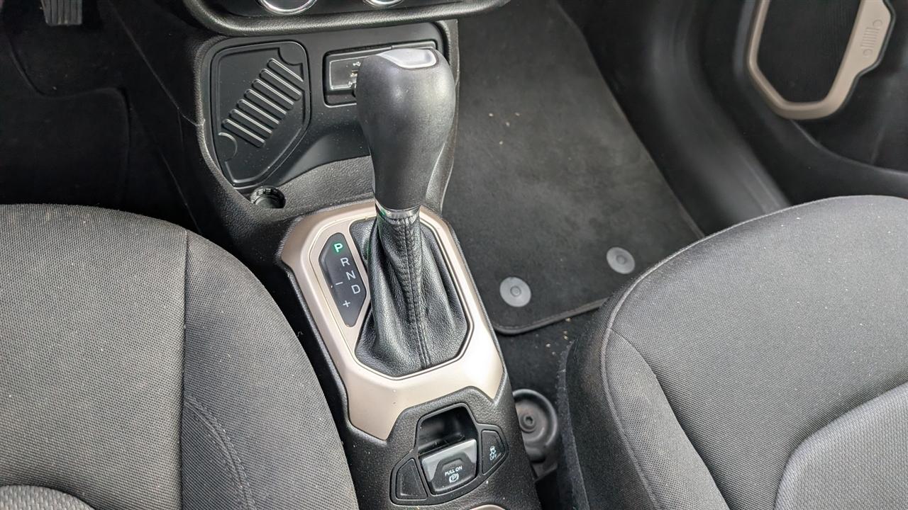 Jeep Renegade Latitude FWD 2017