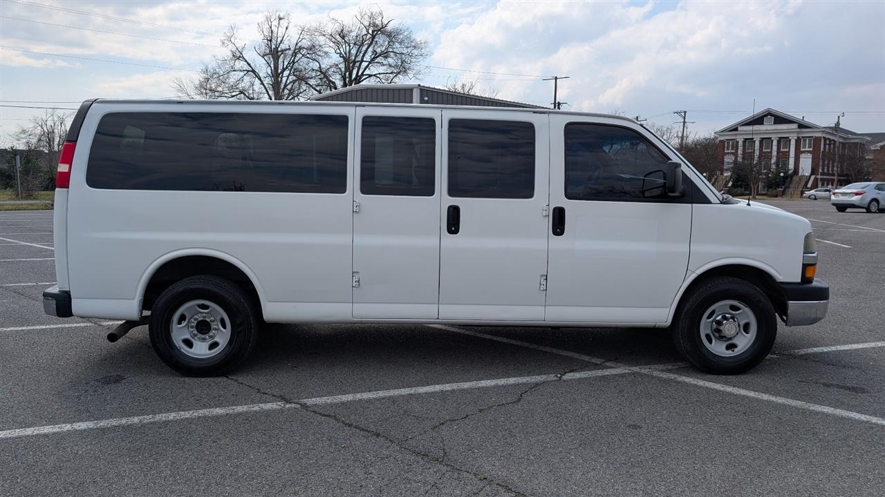 Chevrolet Express LT 3500 Extended 2012