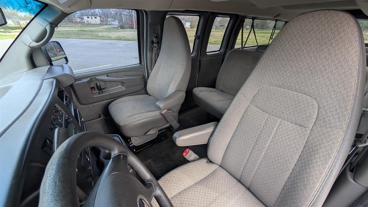 Chevrolet Express LT 3500 Extended 2012