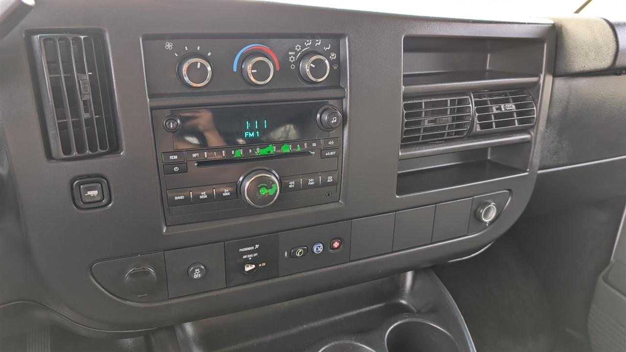 Chevrolet Express LT 3500 Extended 2012