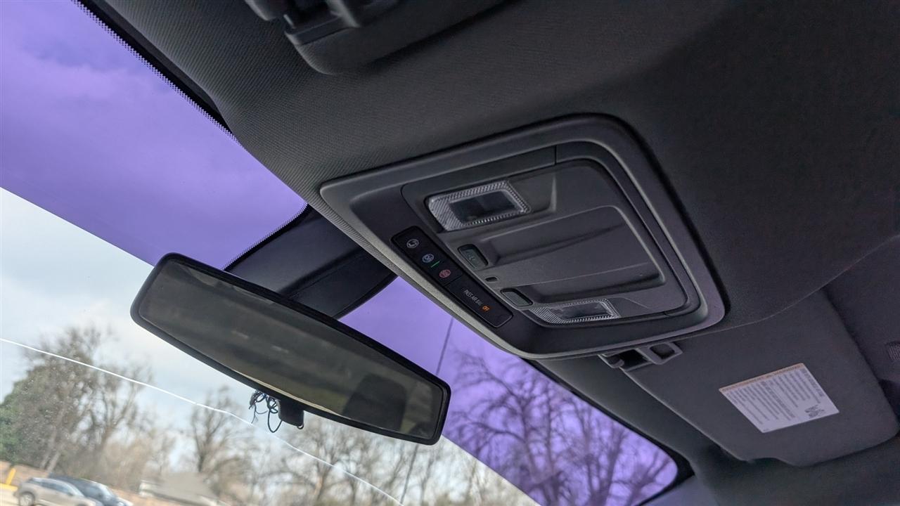 Chevrolet Silverado 1500 Custom Crew Cab Short Box 2WD 2021