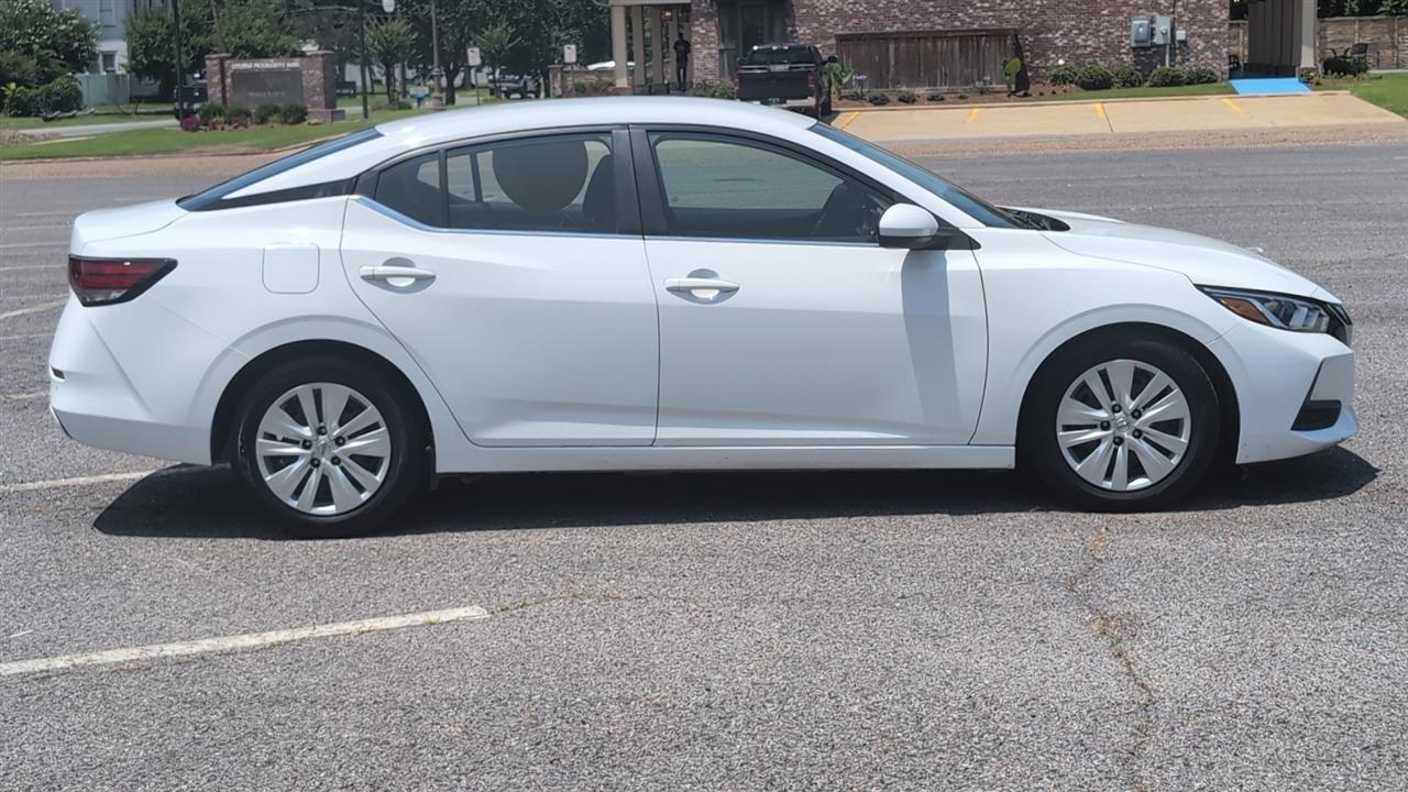 Nissan Sentra S 2020