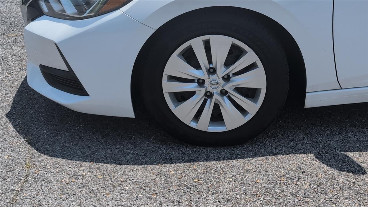 Nissan Sentra S 2020