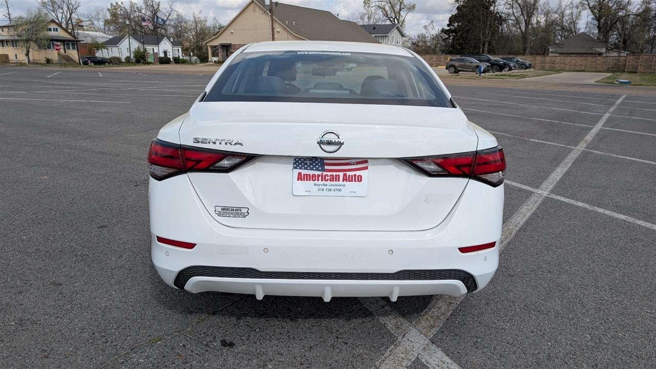 Nissan Sentra S 2020