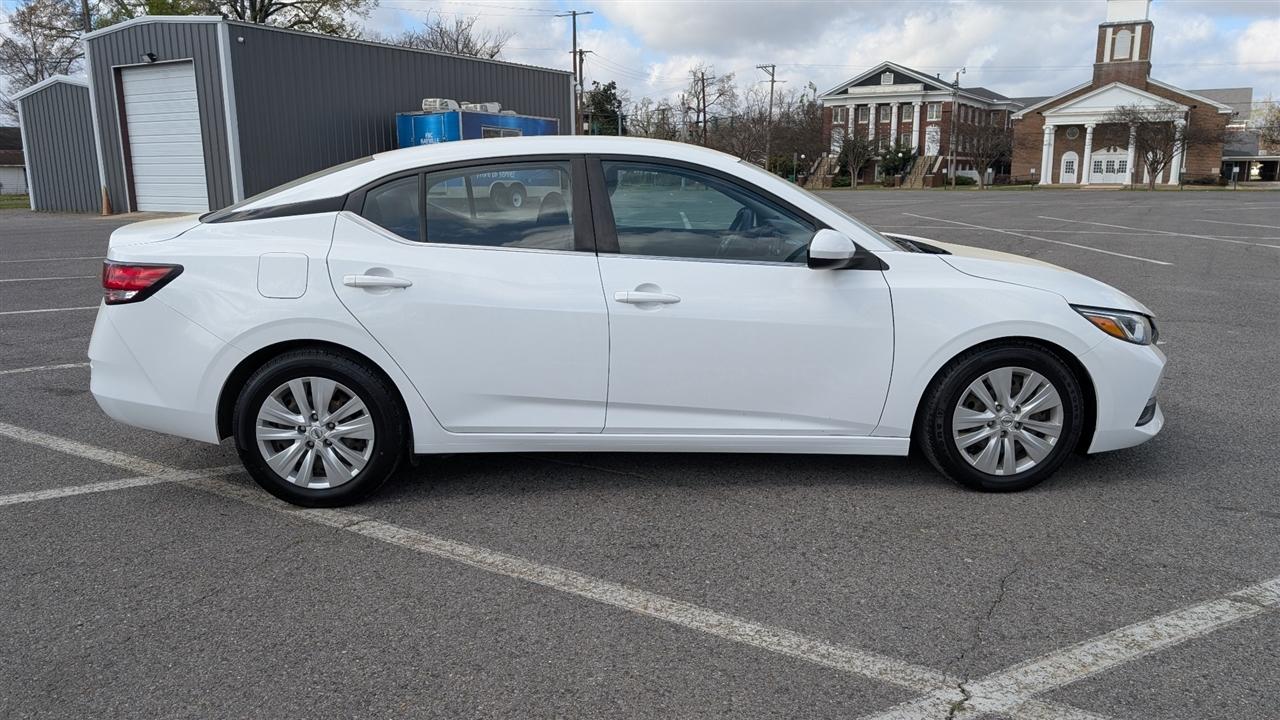 Nissan Sentra S 2020