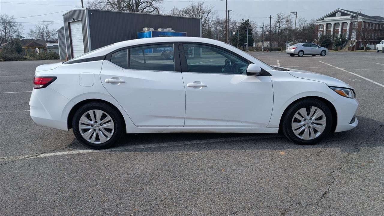 Nissan Sentra S 2020