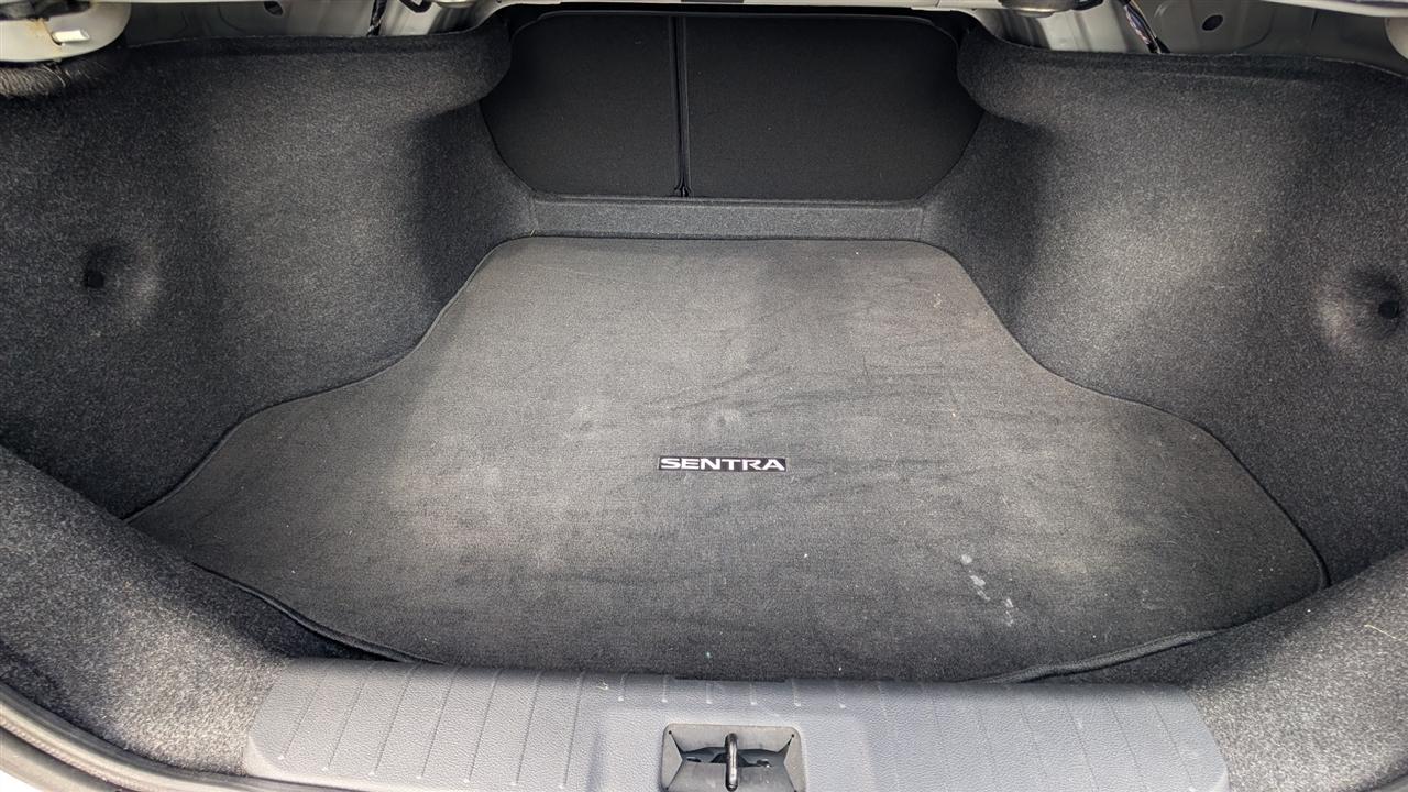 Nissan Sentra S 2020