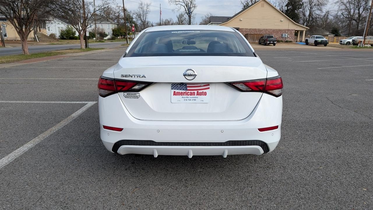 Nissan Sentra S 2020