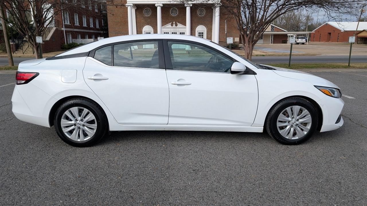 Nissan Sentra S 2020