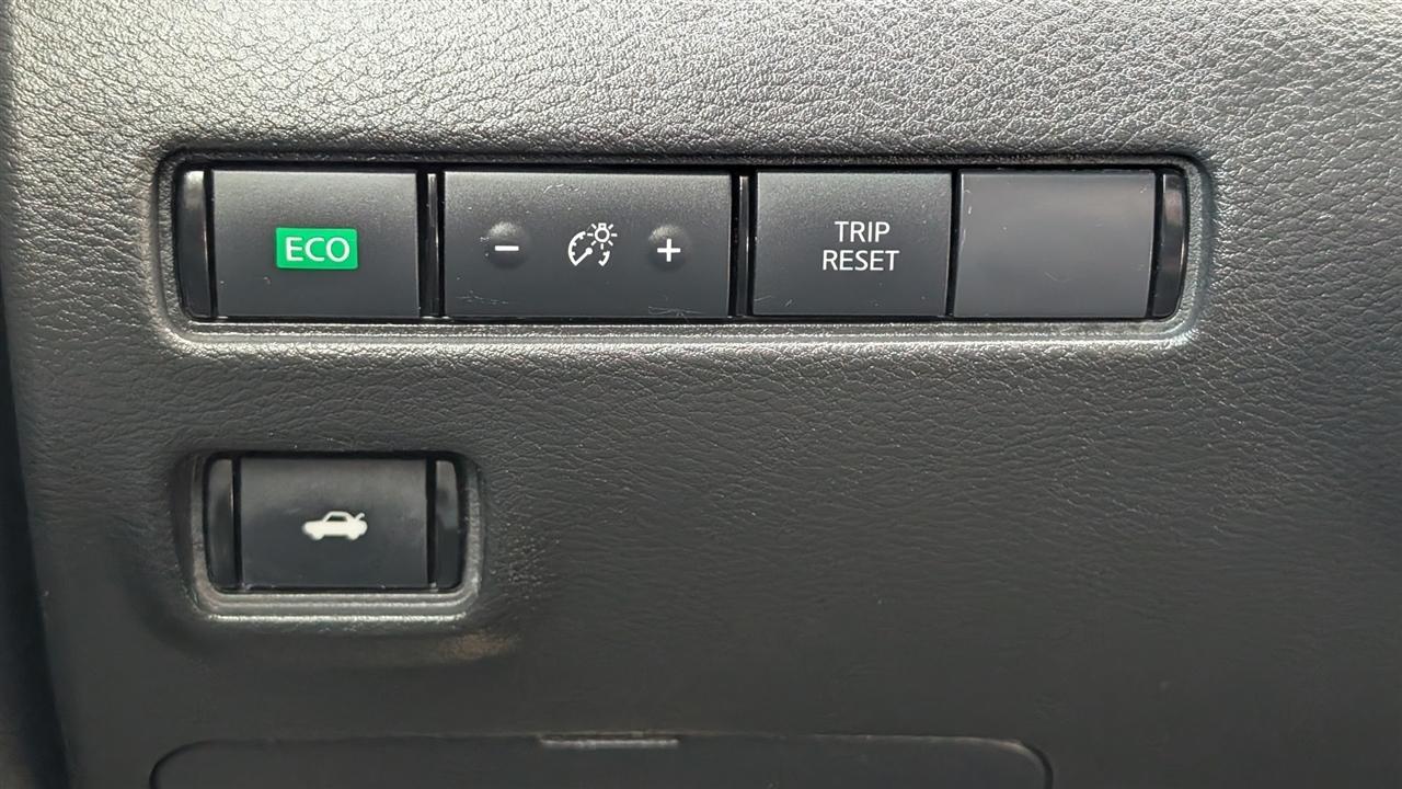 Nissan Sentra S 2020