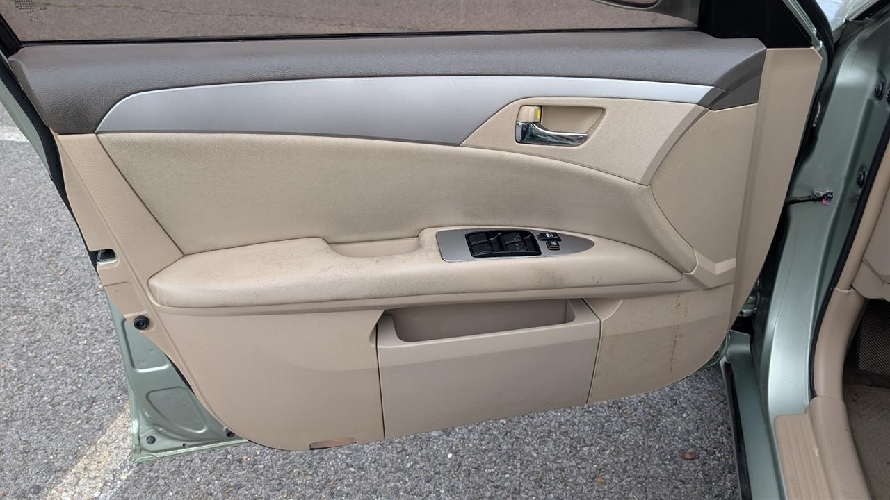 Toyota Avalon XL 2009