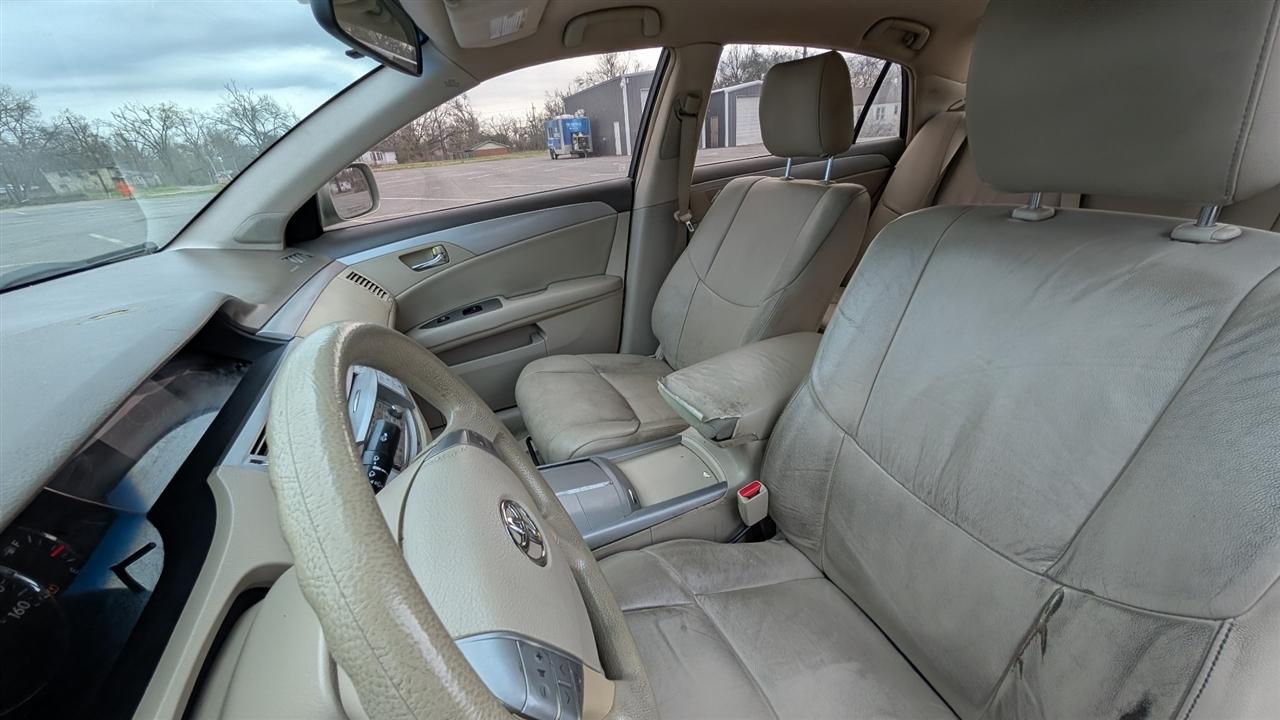 Toyota Avalon XL 2009