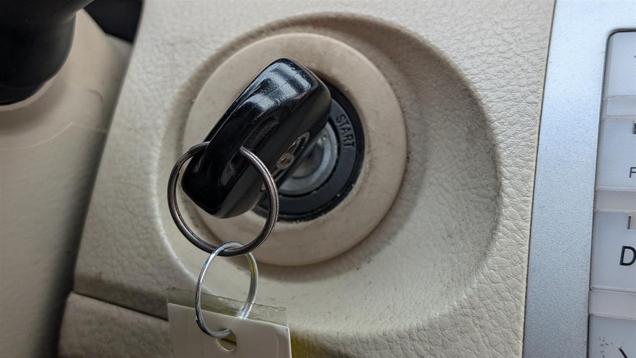 Toyota Avalon XL 2009