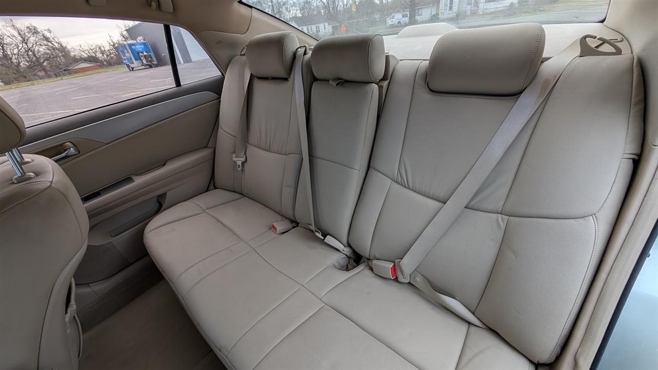 Toyota Avalon XL 2009