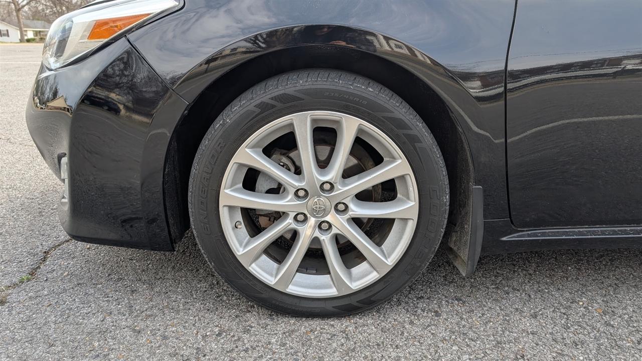 Toyota Avalon XLE 2013