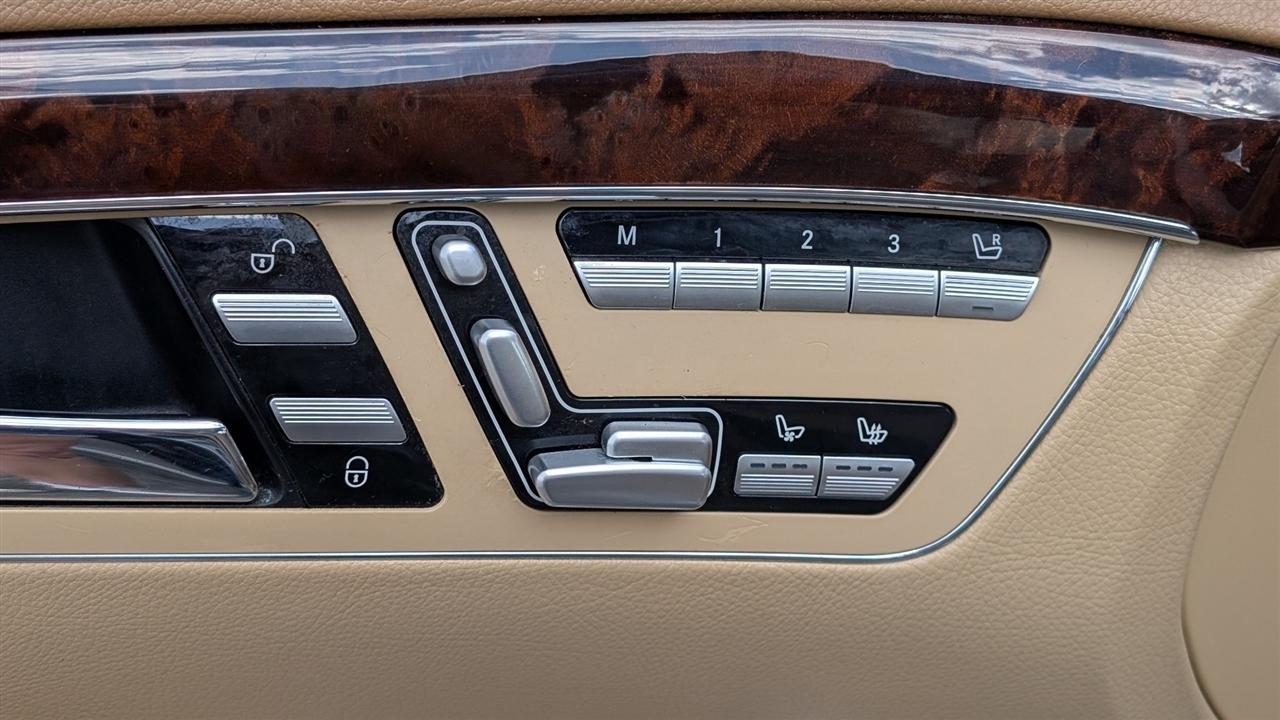 Mercedes-Benz S-Class S550 2013