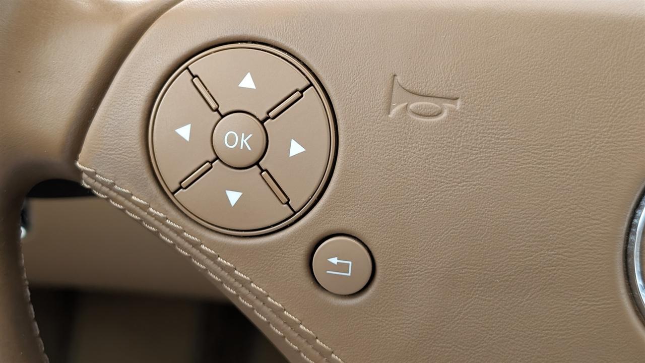 Mercedes-Benz S-Class S550 2013