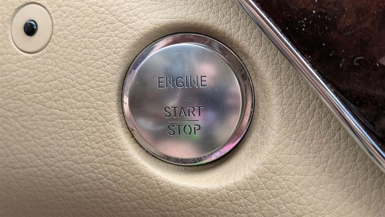 Mercedes-Benz S-Class S550 2013