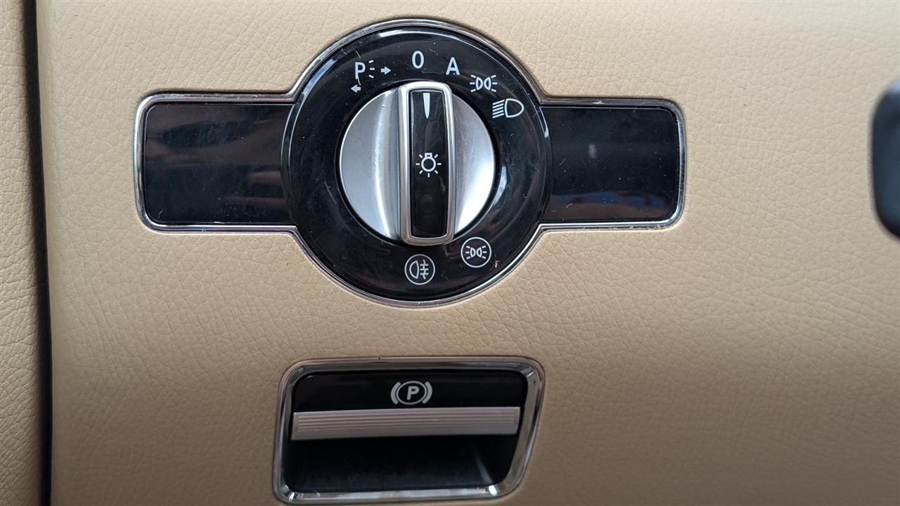 Mercedes-Benz S-Class S550 2013