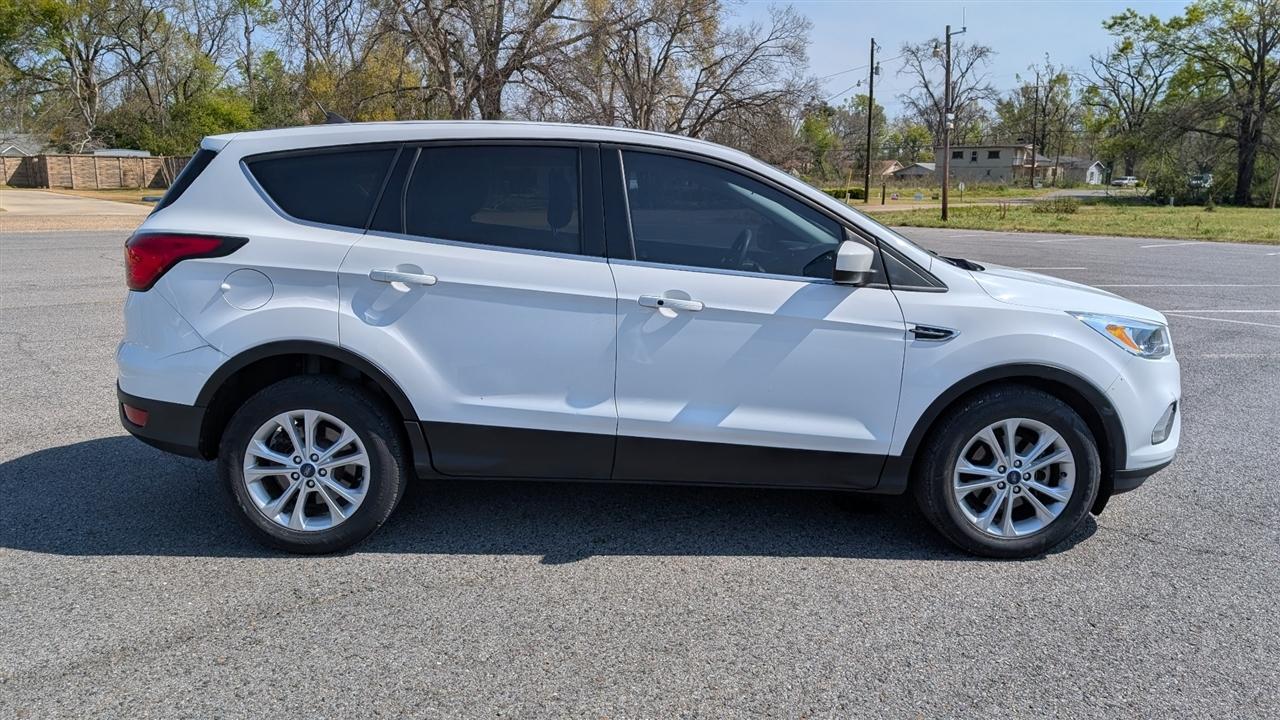Ford Escape SE FWD 2019
