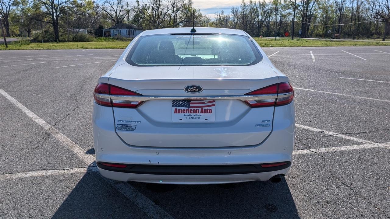 Ford Fusion SE 2017